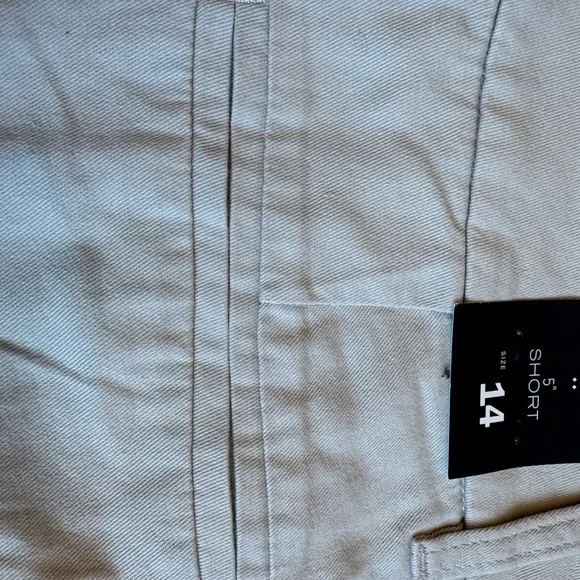 J.Crew Beige Chino Shorts Size 14 | 5” Short | New With Tags - Picture 7 of 9